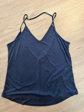 LexIsMore Navy V-Neck Spaghetti Strap Camisole